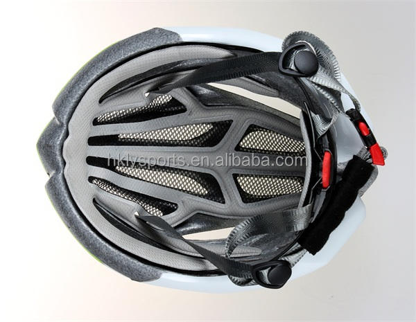 Casco da bicicletta di sicurezza Casco da ciclismo personalizzato in-mold per PC Casco da bici per adulto verde