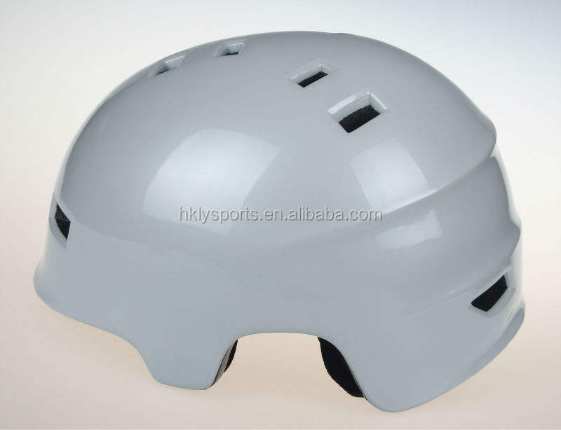 Shengtao Campione gratuito ST036 Casco da skate unisex Inmold PC Out Shell con CPSC