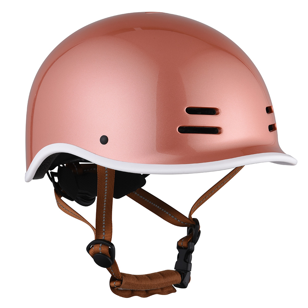 Casco da pattinaggio per adulti certificato CE all'ingrosso Casco da skateboard per scooter elettrico di sicurezza per skateboard per adulti Rosso