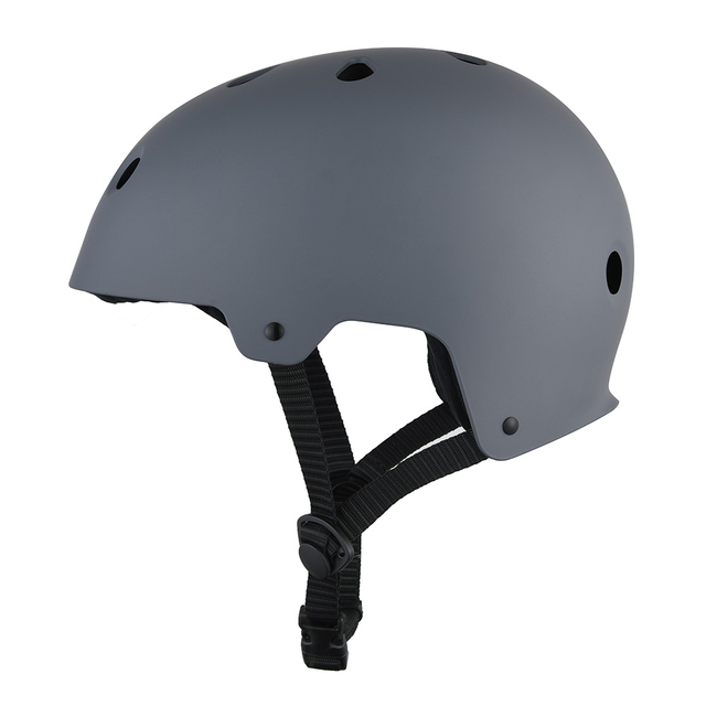 Comodo e popolare con il casco da skate interno cucito VENDITA CALDA