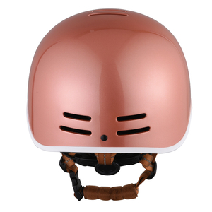 Casco da pattinaggio per adulti certificato CE all'ingrosso Casco da skateboard per scooter elettrico di sicurezza per skateboard per adulti Rosso