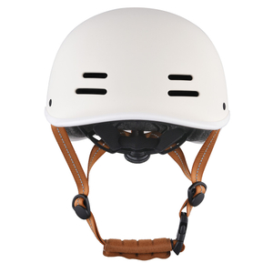 Casco da pattinaggio per adulti certificato CE all'ingrosso Casco da skate per scooter elettrico di sicurezza per skateboard per adulto bianco