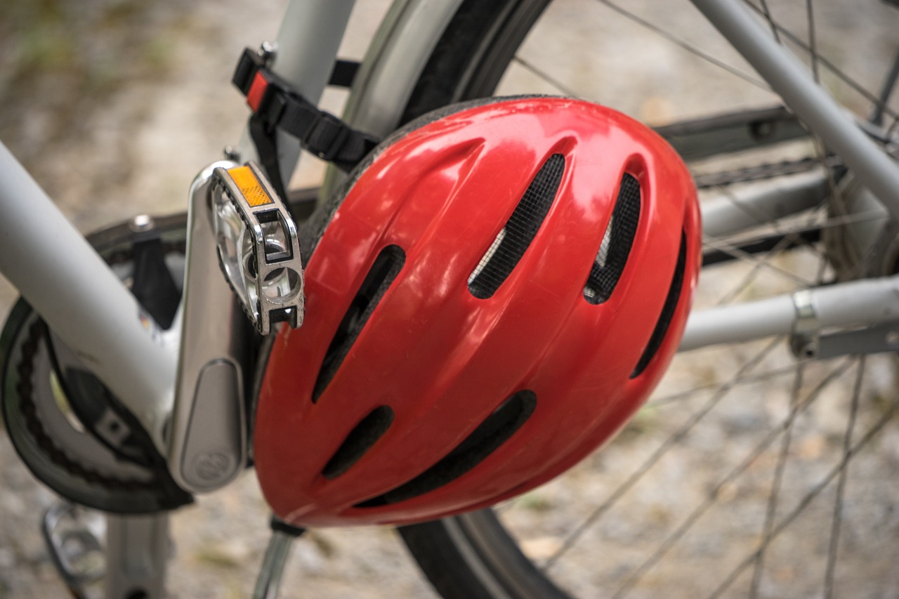In sicurezza e con stile Come scegliere il casco da bici per bambini perfetto