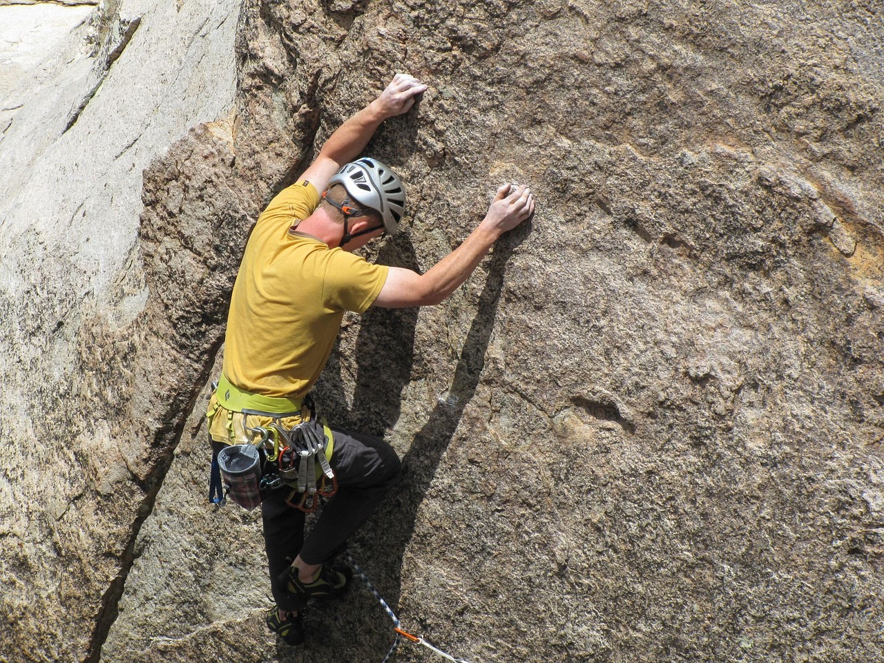 Caschi da arrampicata su roccia
