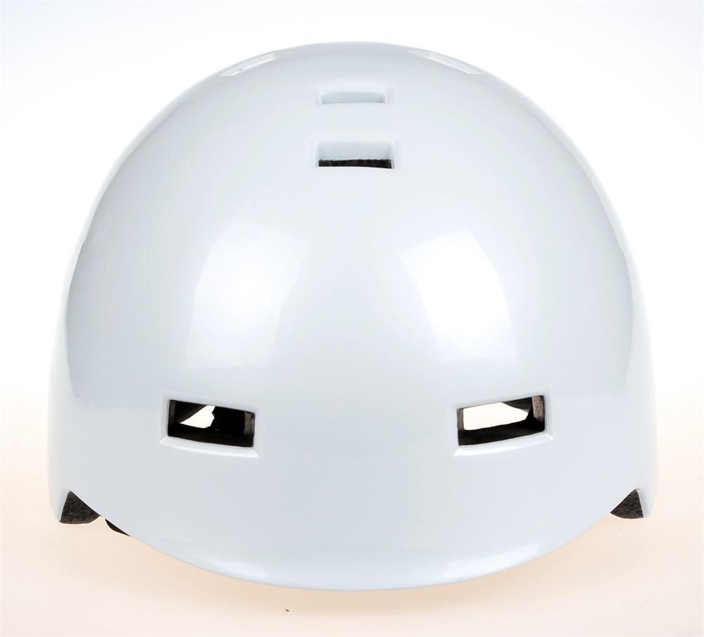 Casco da skate in-mould con calotta in PC regolabile per bicicletta da skateboard