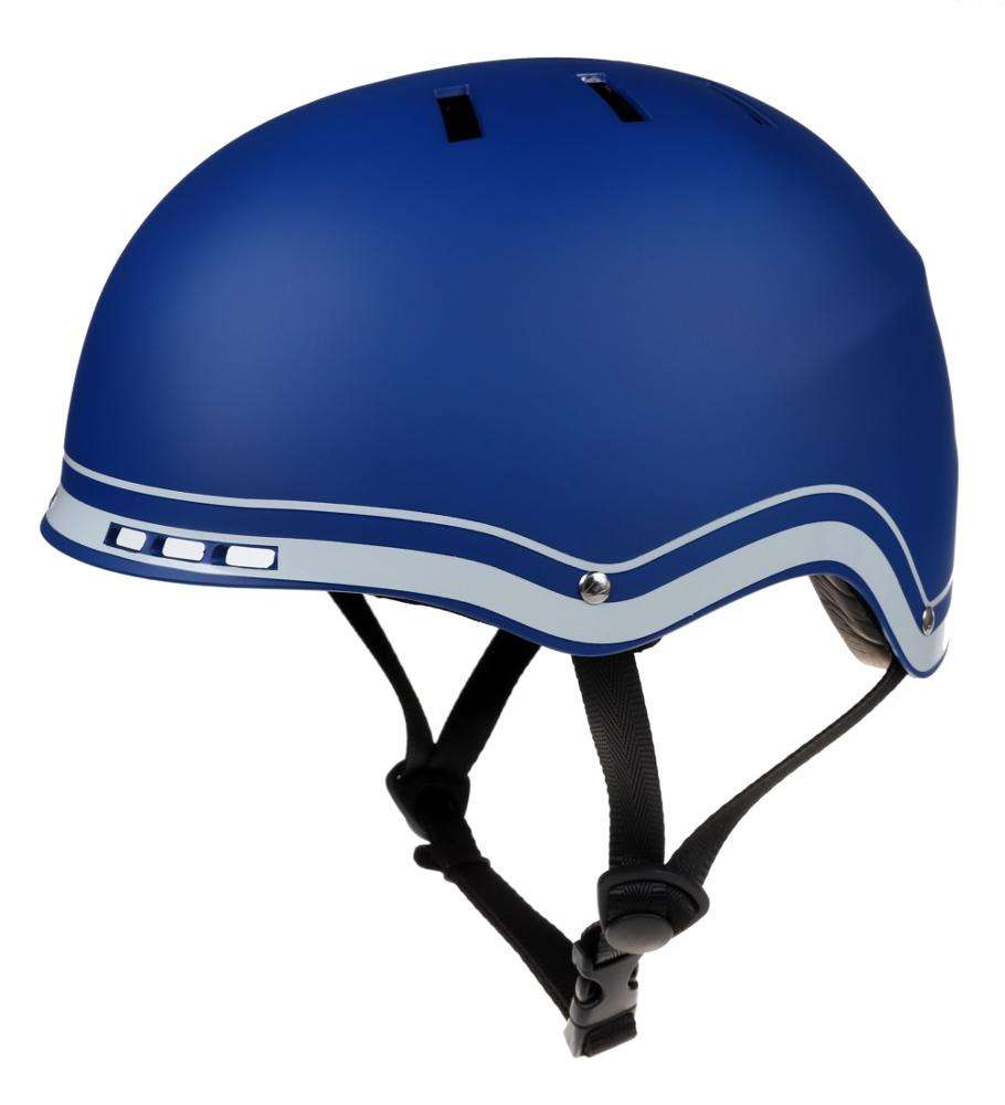 Leggero e resistente: attrezzatura protettiva per casco per sport acquatici di sicurezza CE per kayak, casco da sci nautico, casco da wakeboard