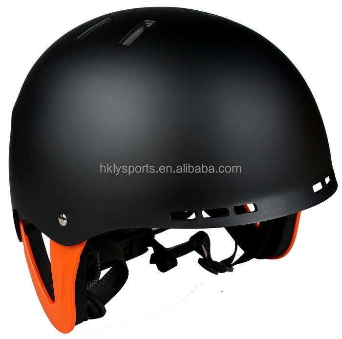 Pratico casco da acqua per wakeboard, kayak, sport acquatici