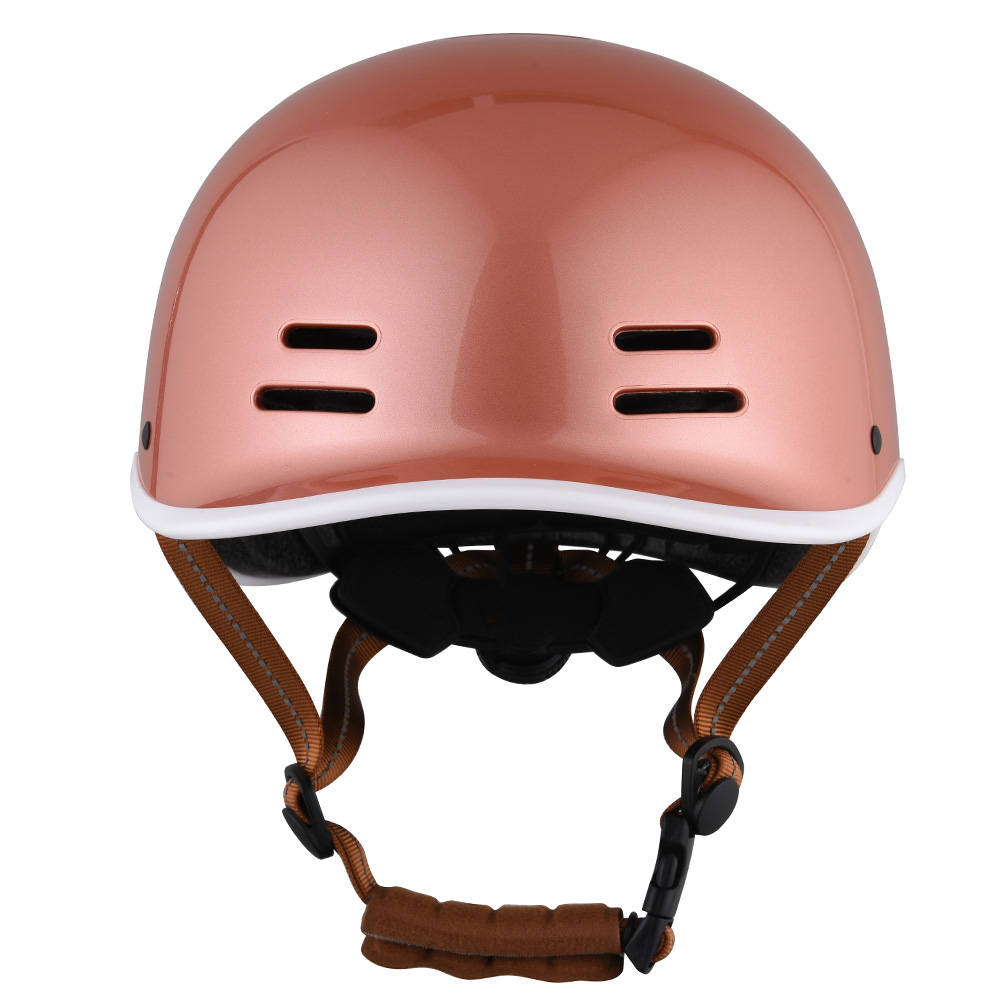 Casco da pattinaggio per adulti certificato CE all'ingrosso Casco da skateboard per scooter elettrico di sicurezza per skateboard per adulti Rosso