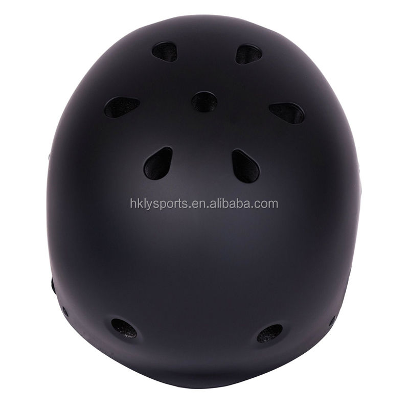 casco da skate classico all'ingrosso casco da skateboard in ABS colorato per bambini