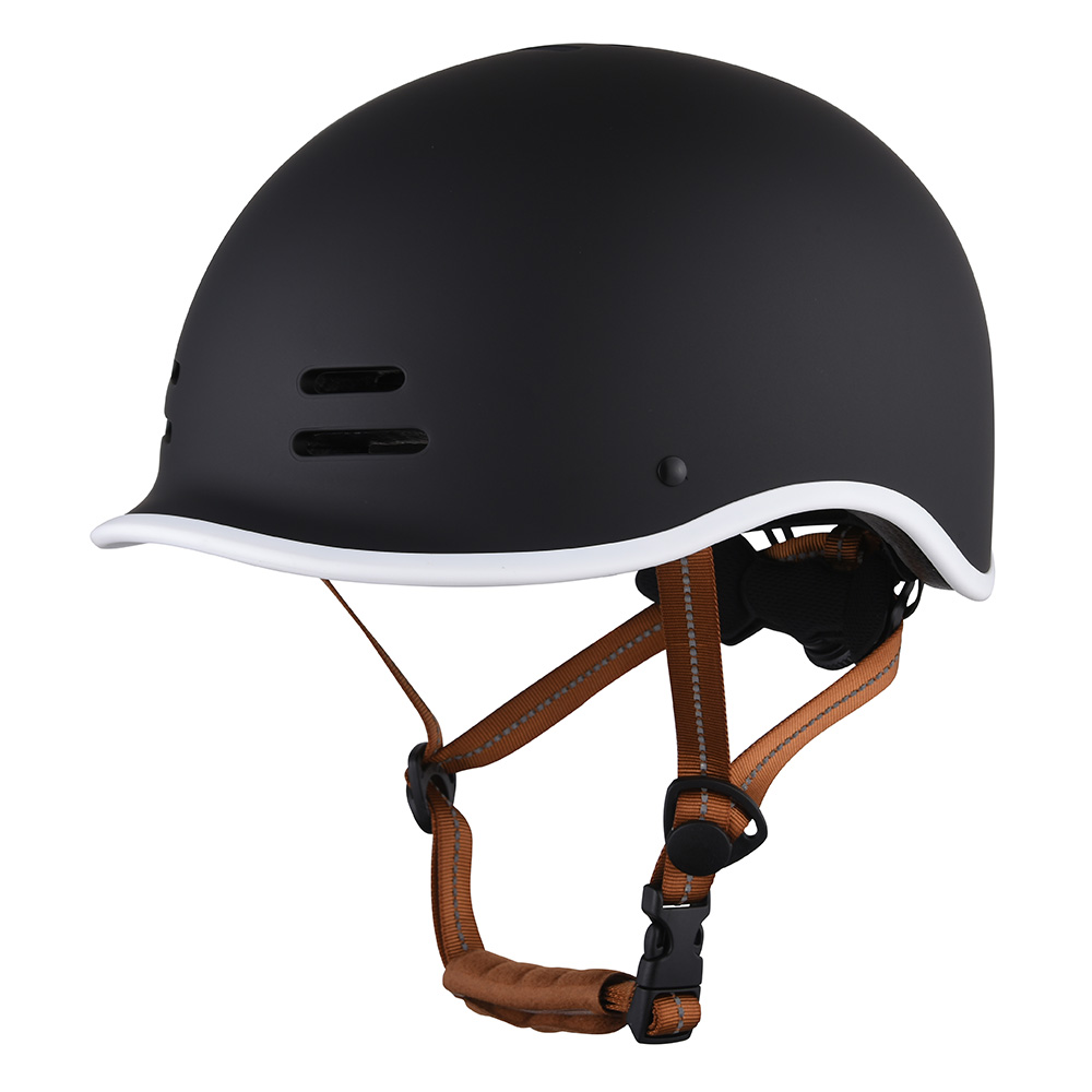 Casco da pattinaggio per adulti certificato CE all'ingrosso Casco da skateboard per scooter elettrico di sicurezza per adulti Nero